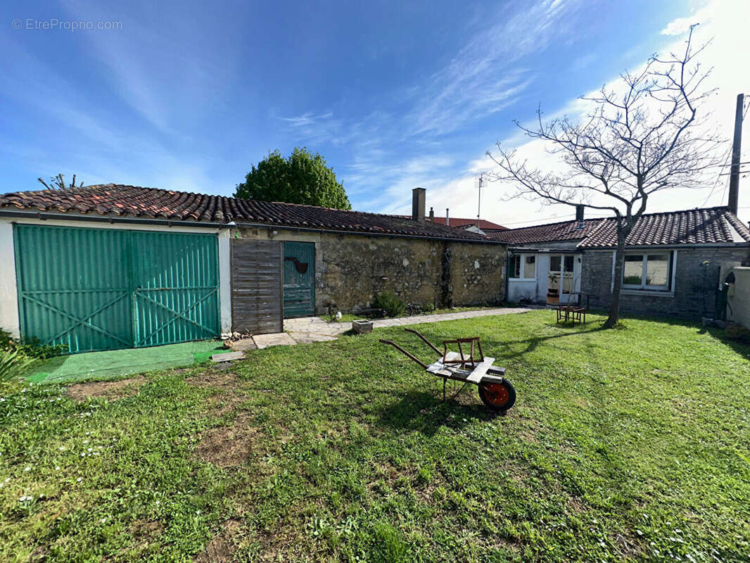 Maison à SAINT-JEAN-D&#039;ANGLE