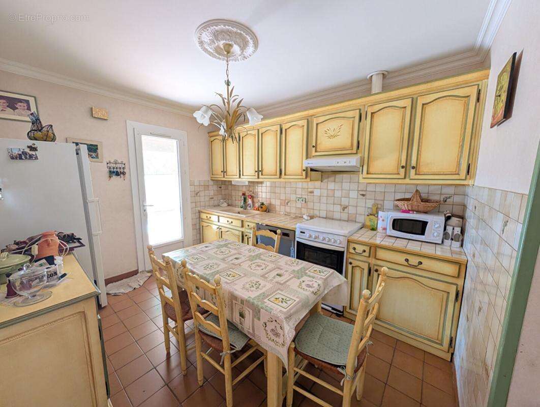 Ensemble immobilier  à Mas Thibert - photo 6