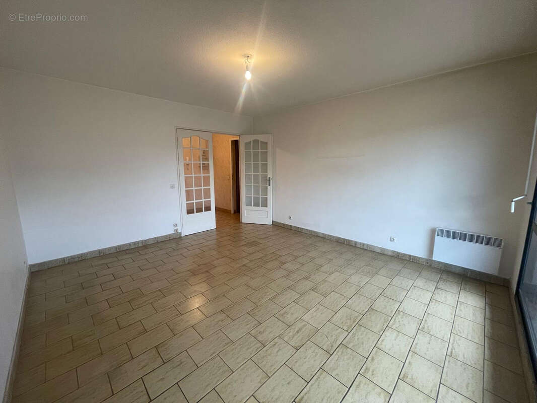Appartement à LE PEAGE-DE-ROUSSILLON