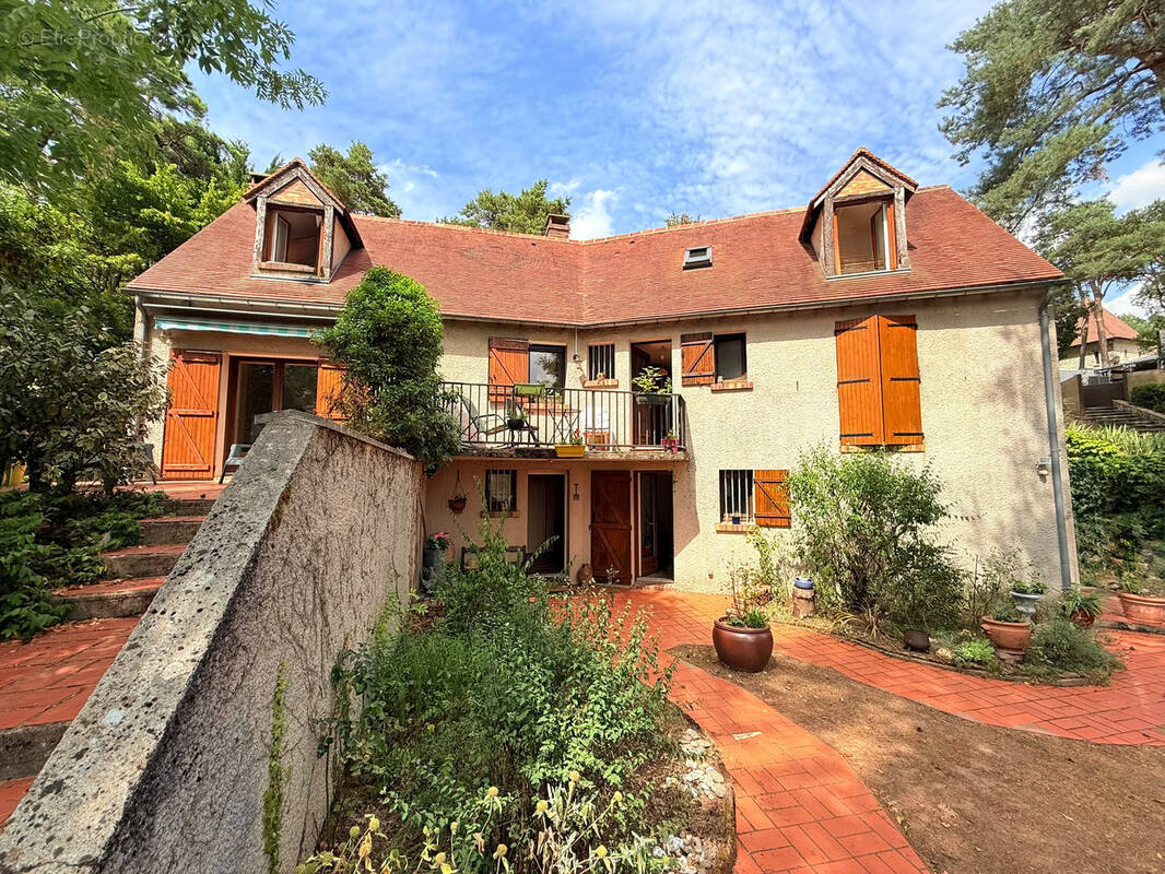 Maison à LA FERTE-ALAIS