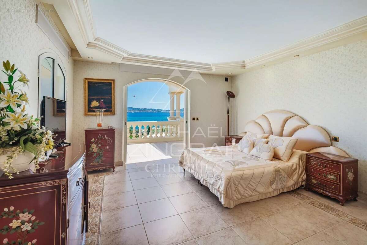 Villa vue mer panaromique sur le village de Saint-Tropez - photo 16
