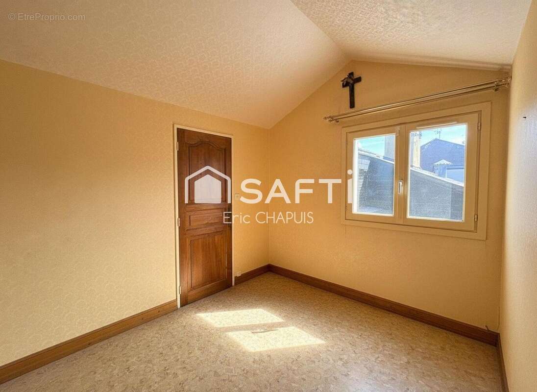 Maison 138 m² à Cesson-Sevigne  - photo 9
