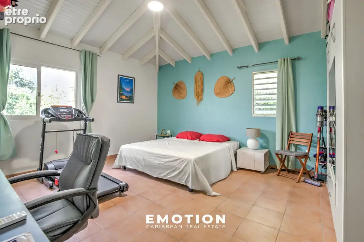 Maison 4 pièces de 128 m2 - La Savanne - photo 10