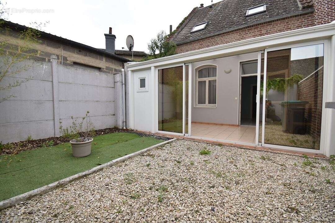 Maison 92 m² à Cambrai  - photo 9