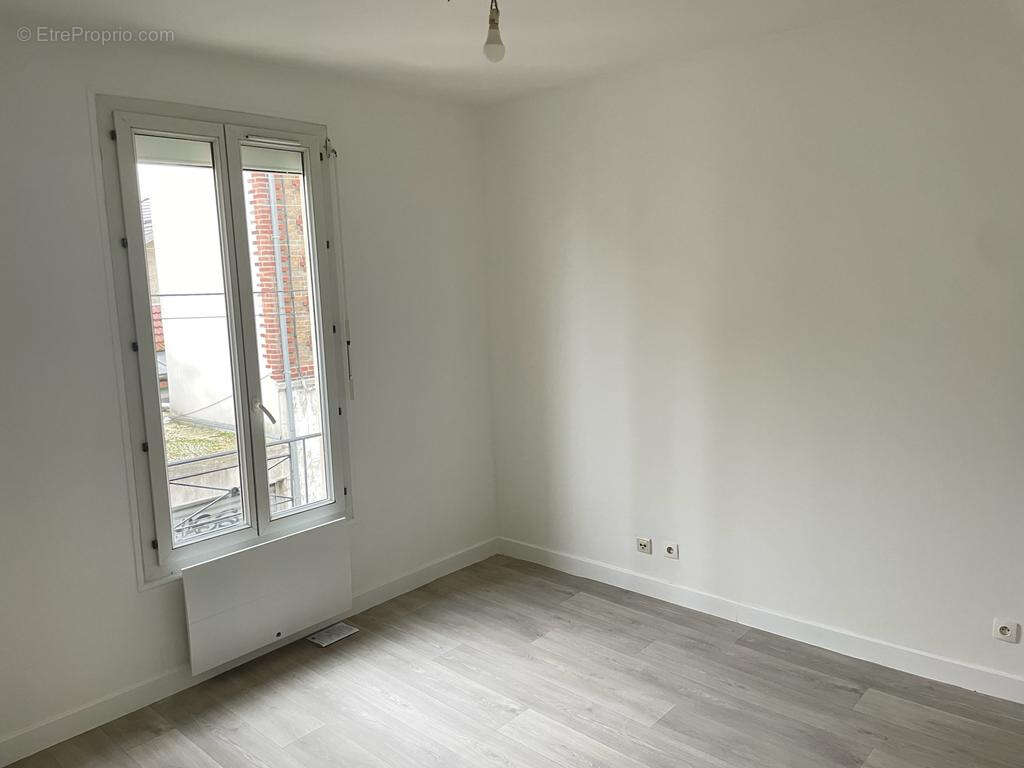 Appartement à LIVRY-GARGAN