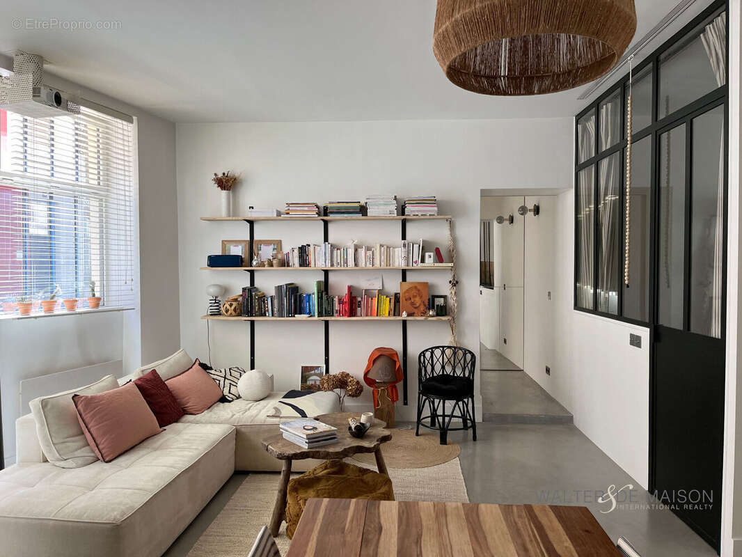 Appartement à PARIS-17E