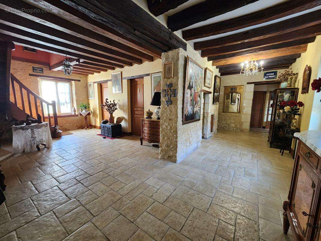 Maison à SAINT-JEAN-SAINT-GERMAIN