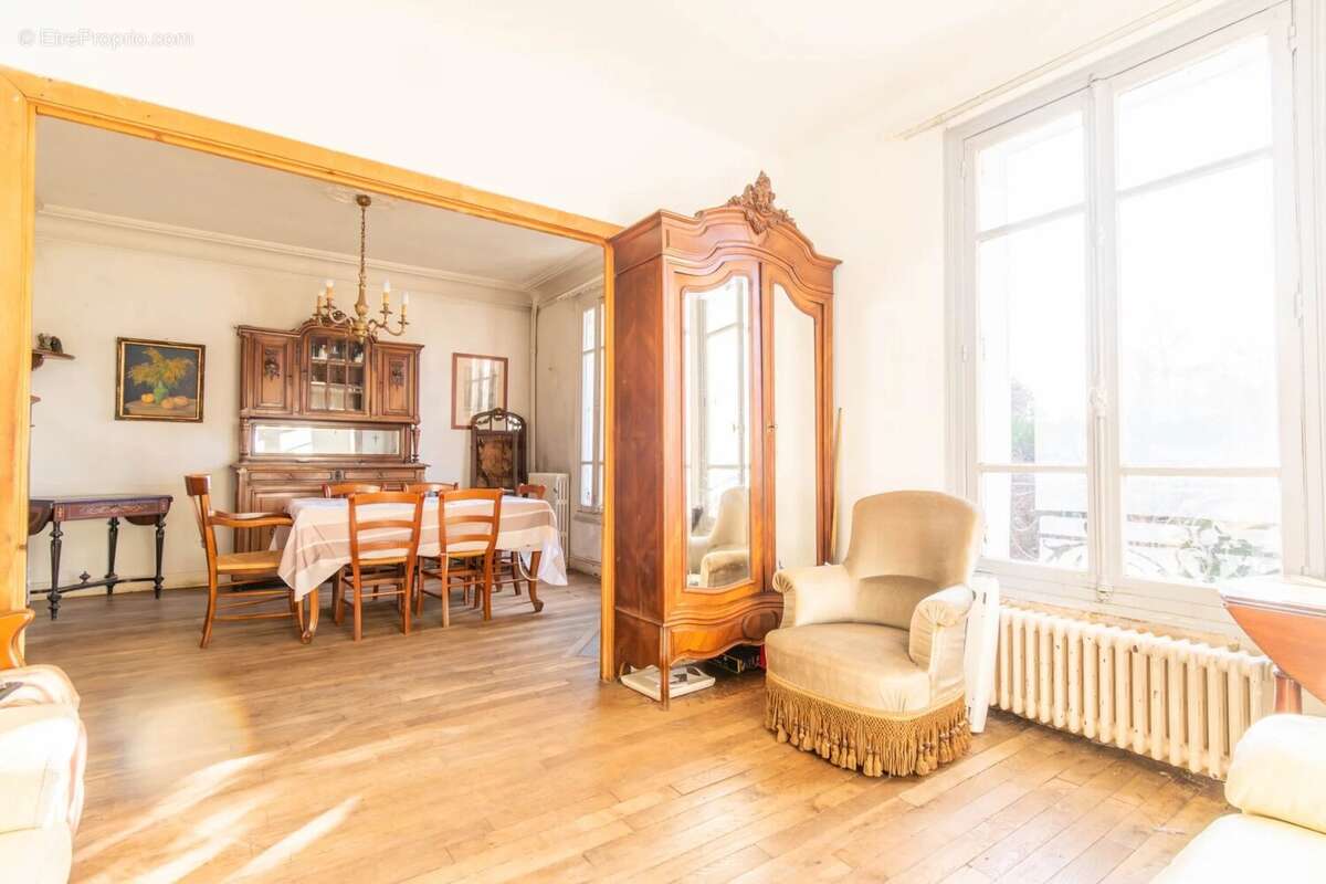 Maison à MONTMORENCY