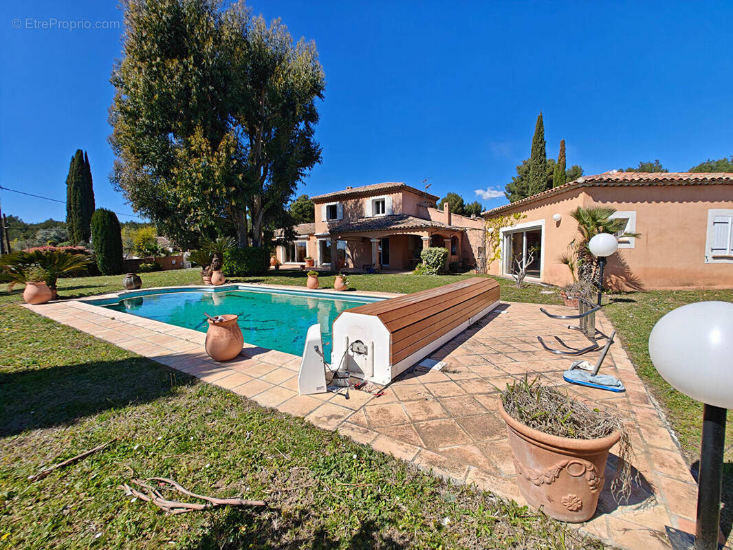 Maison à LA CADIERE-D'AZUR