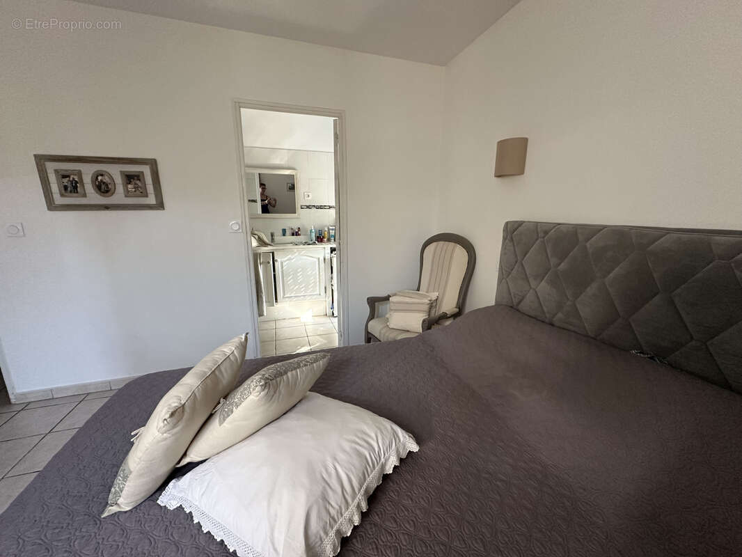 Maison à SOLLIES-PONT