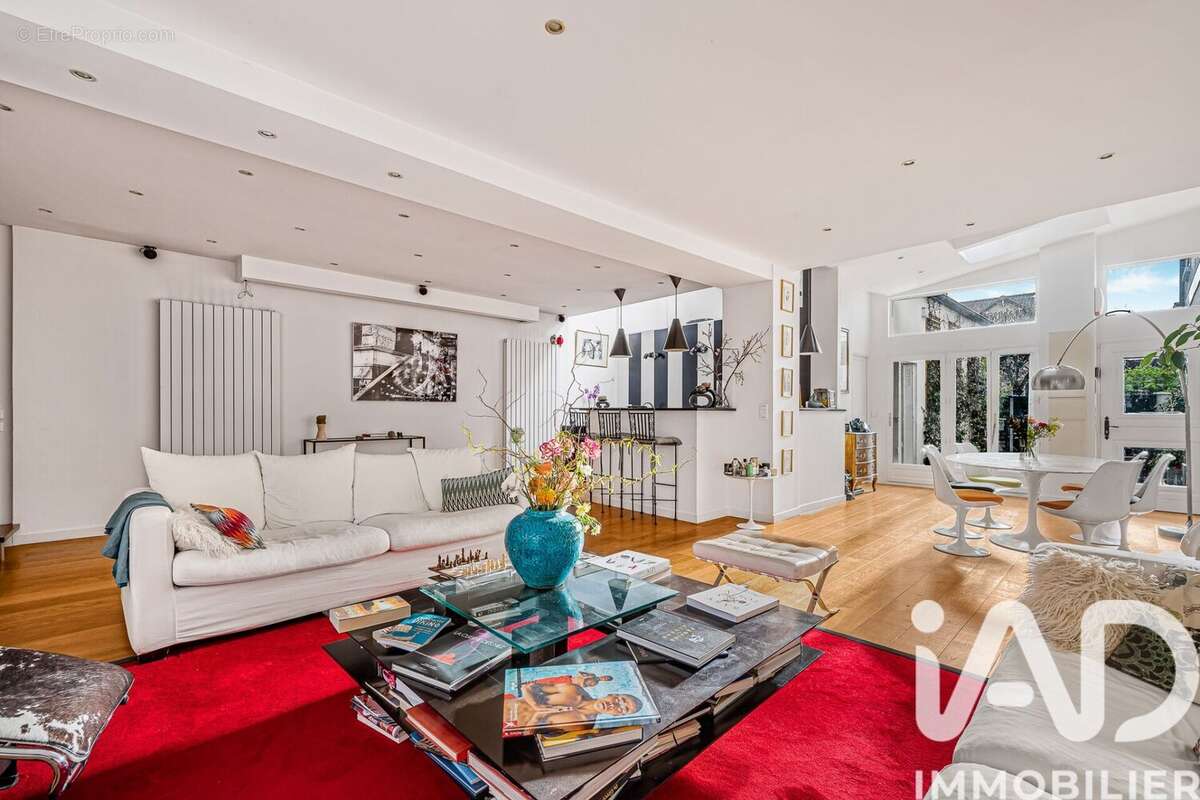 Photo 2 - Maison à LA GARENNE-COLOMBES