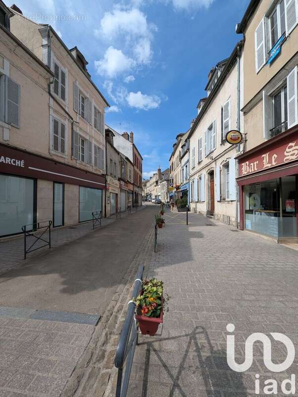 Photo 2 - Appartement à AUXERRE