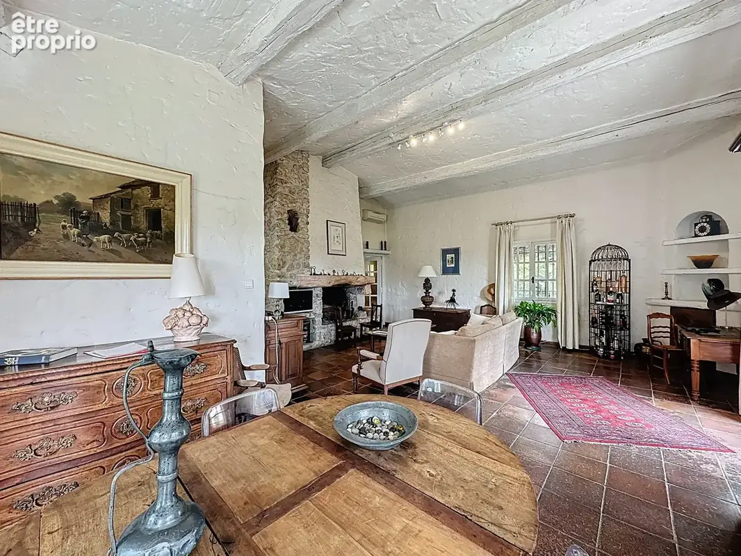 Vence sud - villa provencale de 7 pieces principales - photo 7