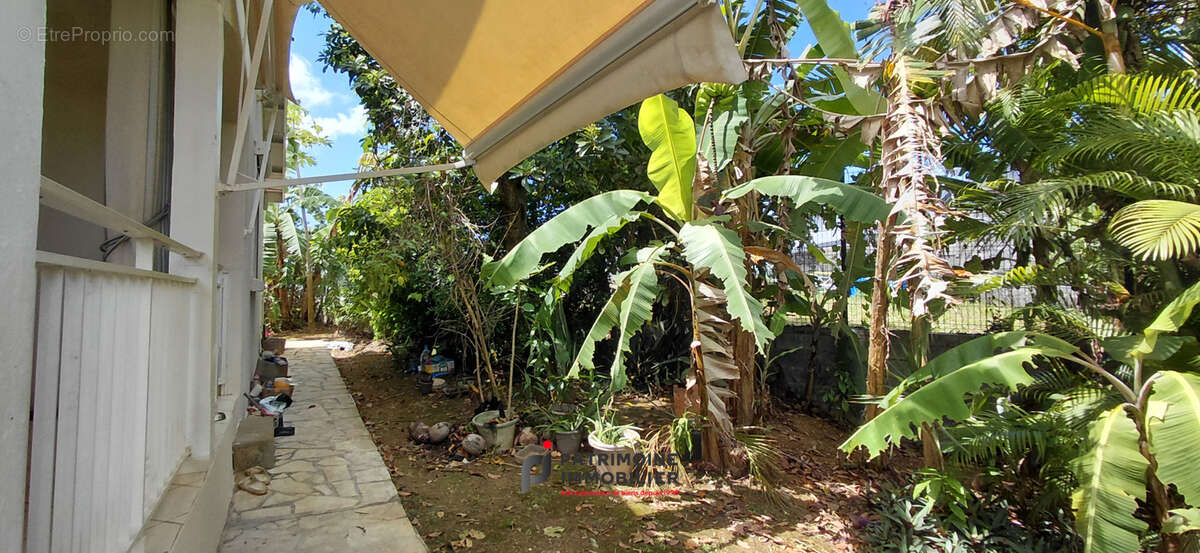 Maison à BAIE-MAHAULT