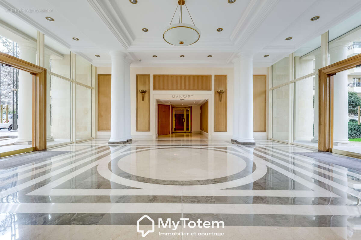 Appartement à LEVALLOIS-PERRET