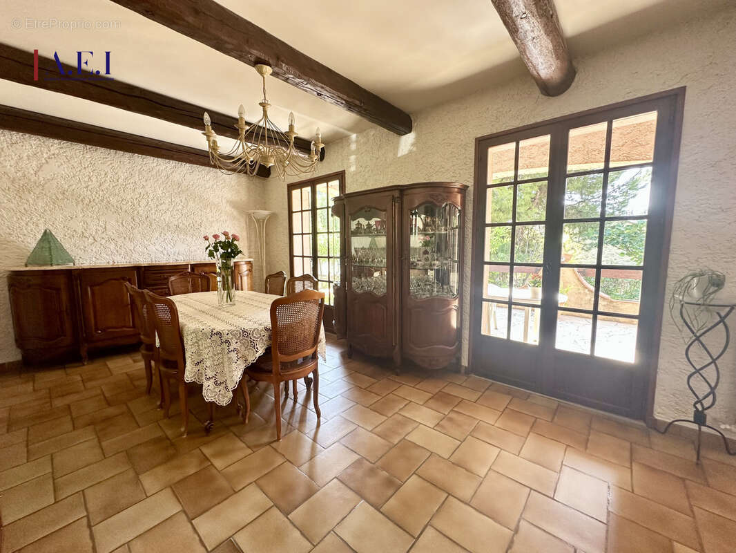 Maison à OLLIOULES