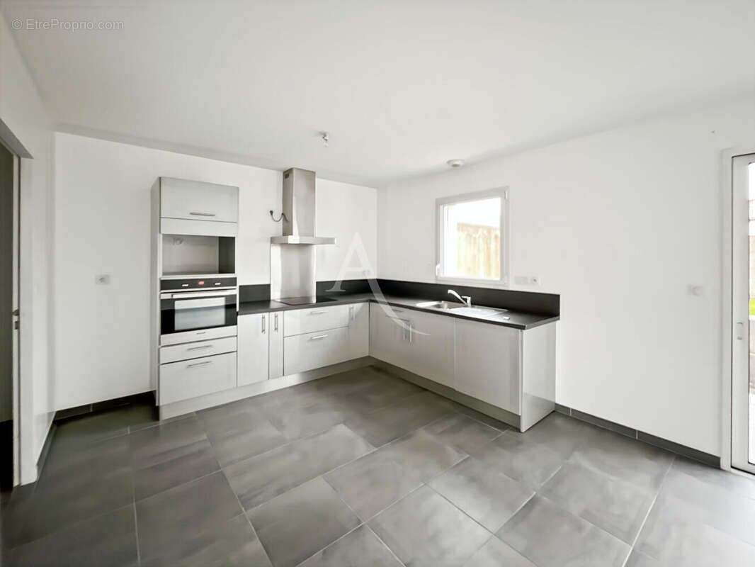 Maison à SALLERTAINE