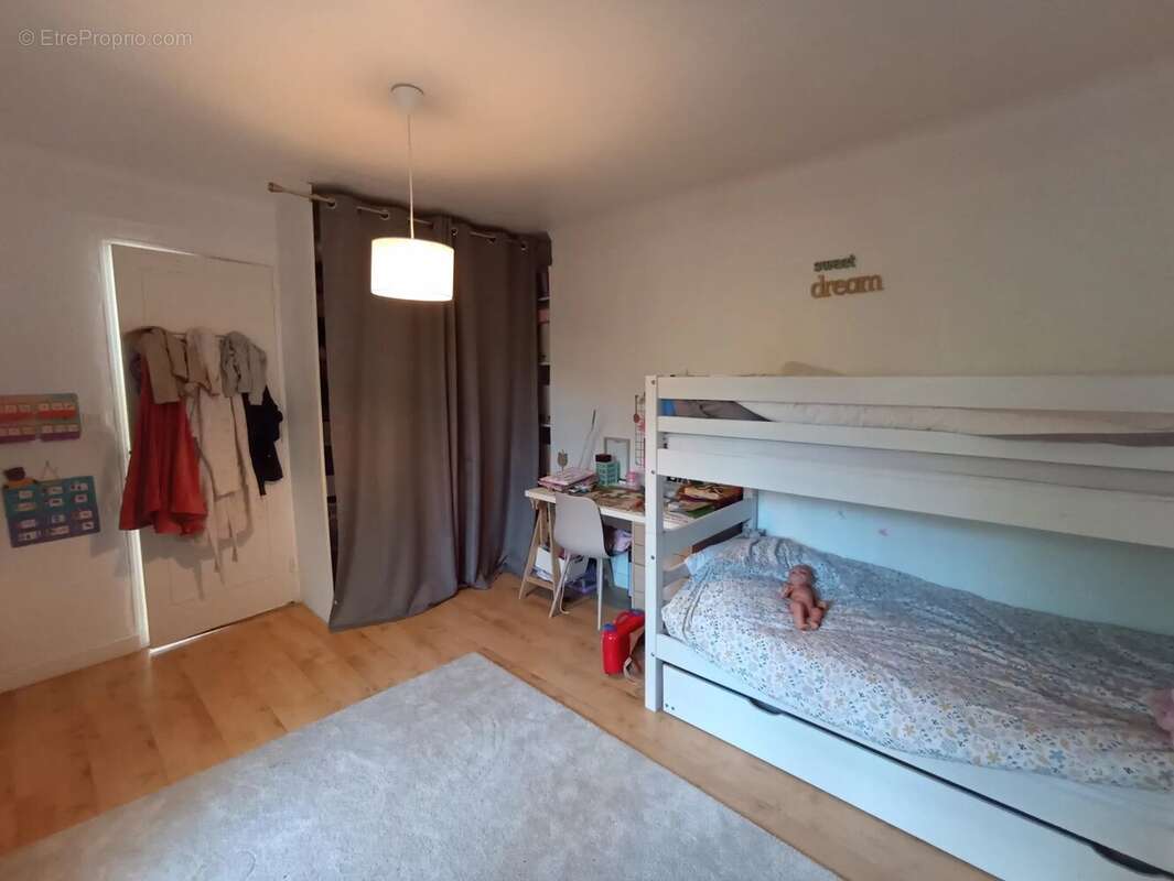 Appartement à LA COLLE-SUR-LOUP