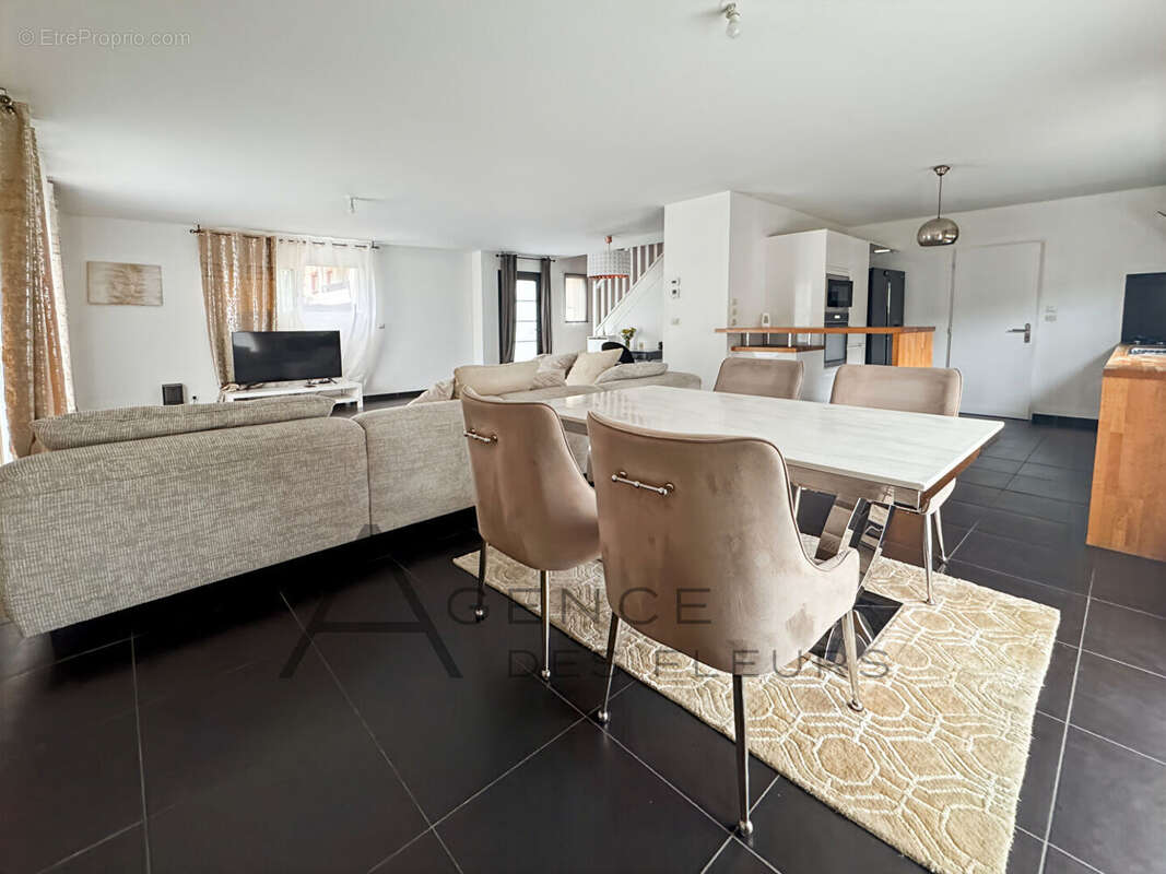 Maison à SAINT-PIERRE-LES-ELBEUF