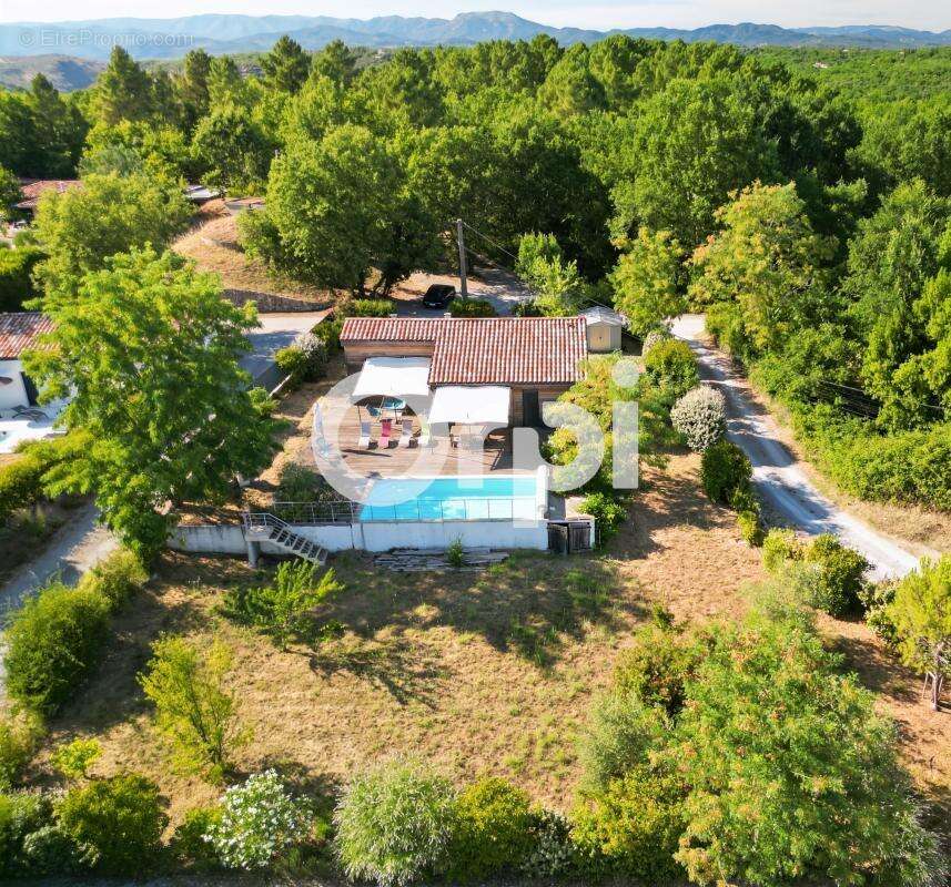 Villa en bois avec piscine - photo 2
