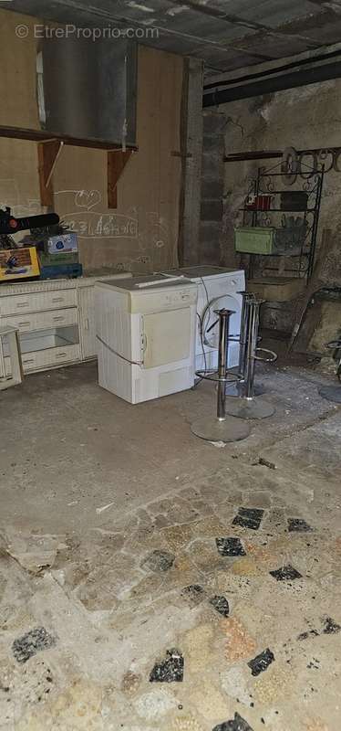 Commerce à TOURRETTE-LEVENS