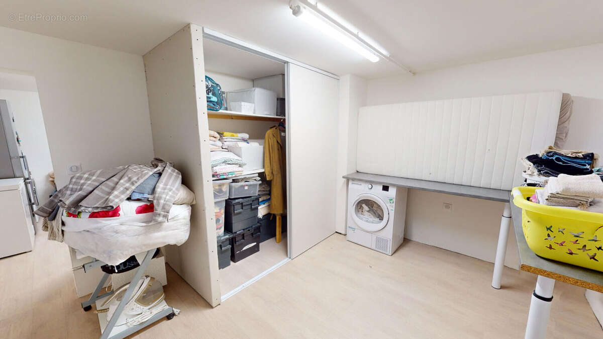 Maison à COULANGES-LES-NEVERS