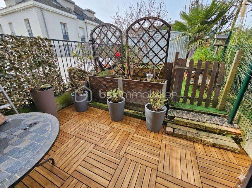 Appartement à SAINT-PIERRE-DU-PERRAY