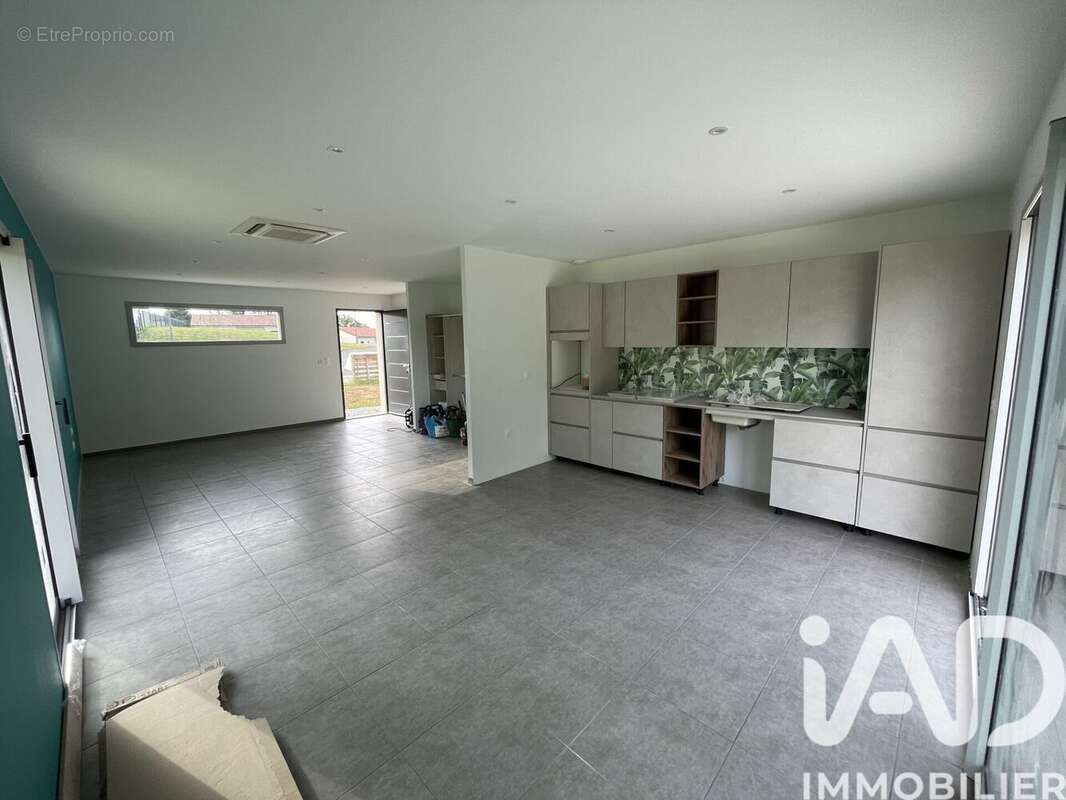 Photo 4 - Maison à COUZEIX