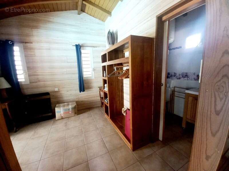 Maison à BAIE-MAHAULT