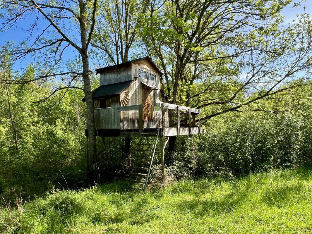 Maison à BEAUTEVILLE
