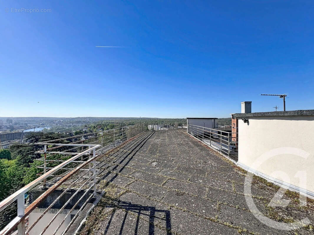 Terrain 310 m² à Saint-Cloud  - photo 8
