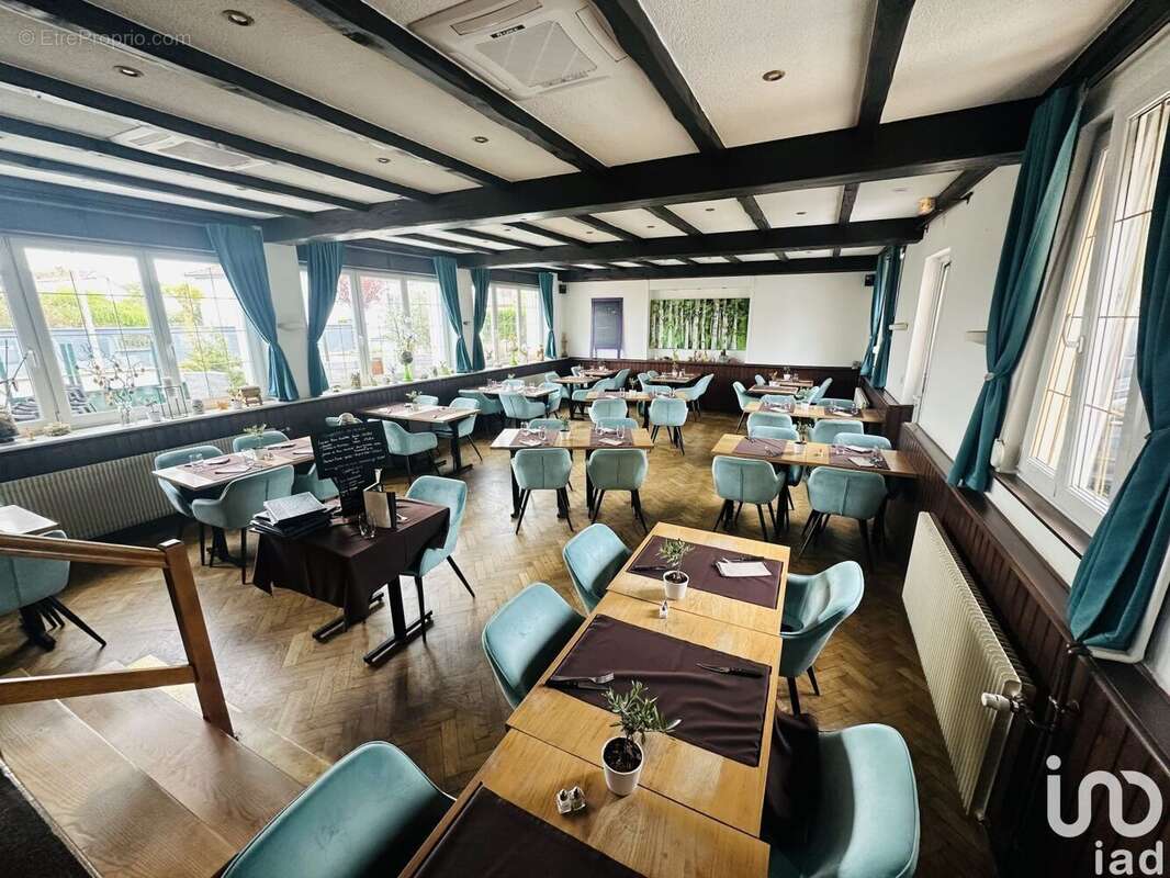 Photo 6 - Commerce à CERNAY