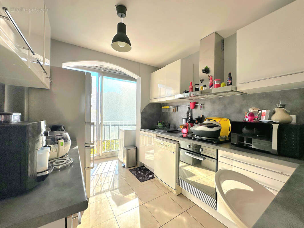 Appartement à MARSEILLE-10E