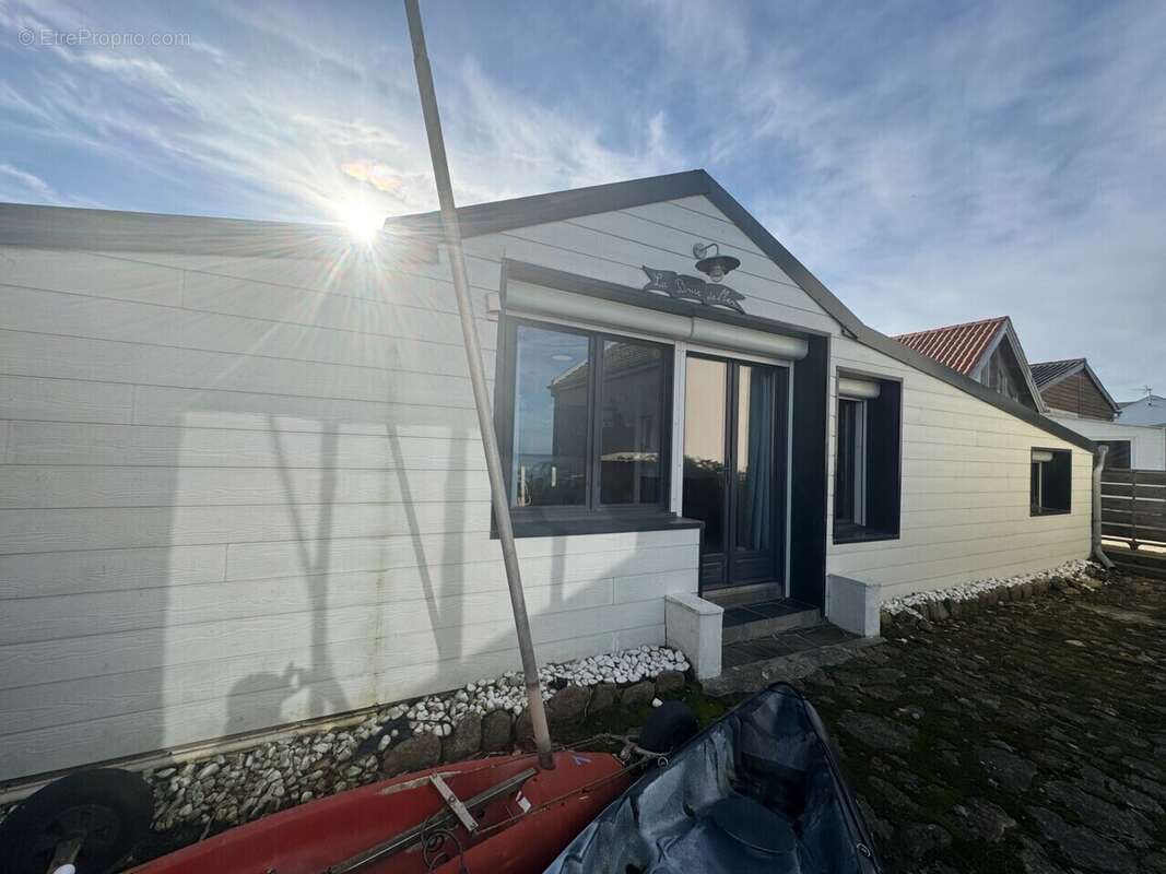 Maison à SAINT-COME-DE-FRESNE