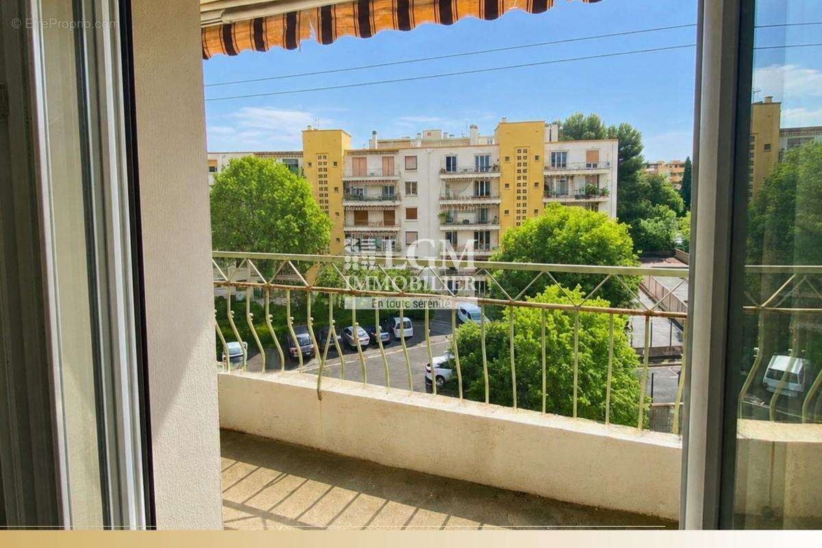 T3 traversant avec balcon et vue dégagée – DPE C – 199 000 € - photo 4
