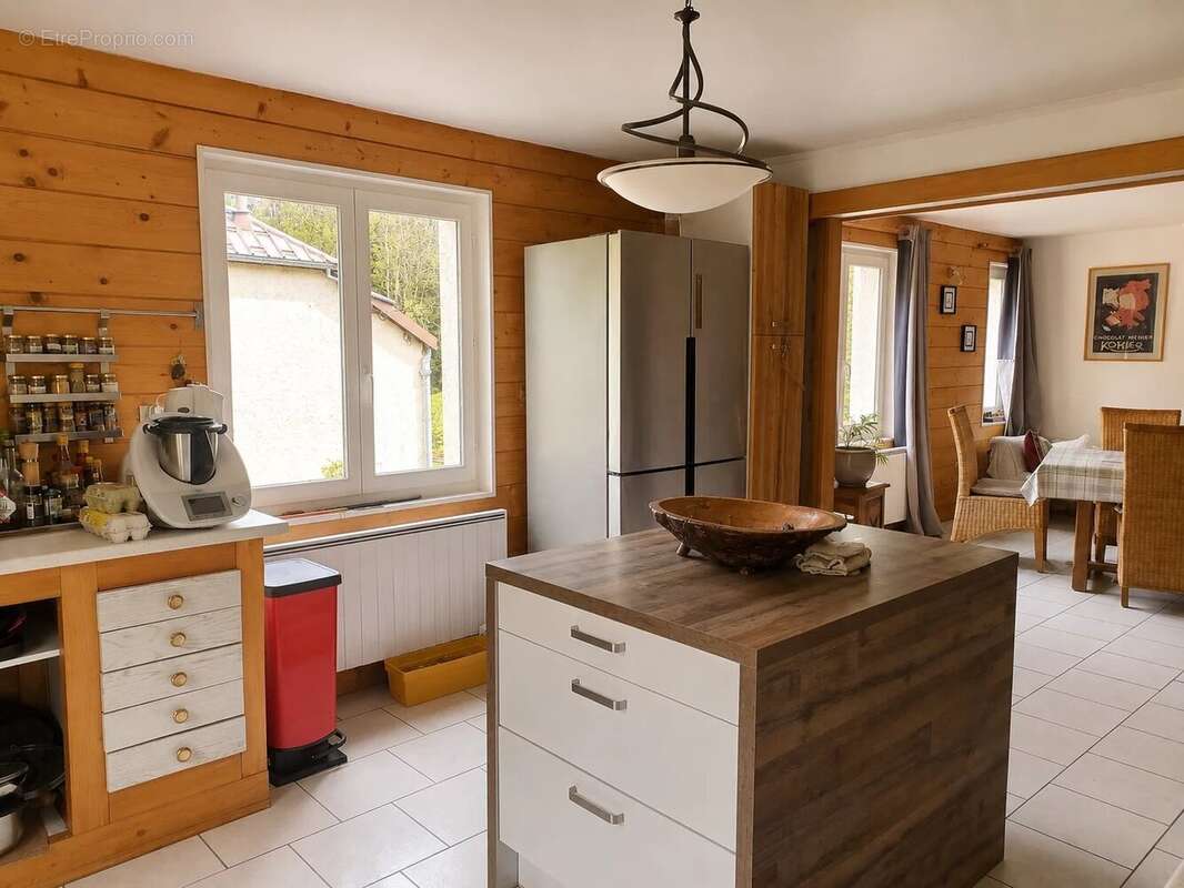 Maison à MIJOUX