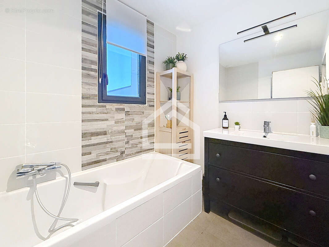 Maison moderne de 2018 avec suite parentale et piscine - photo 16