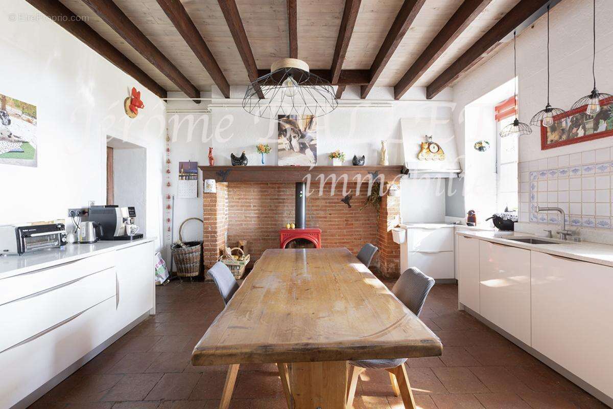 Maison à CADALEN