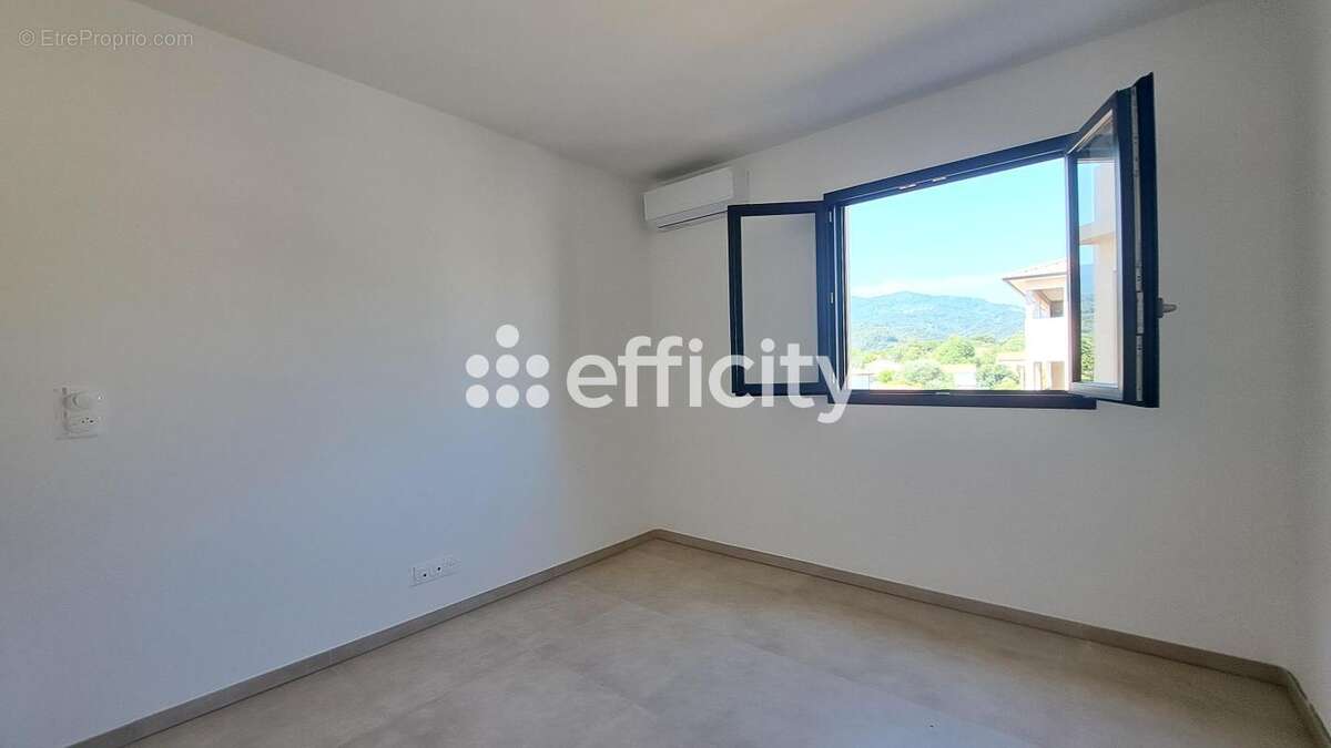 Appartement - photo 12
