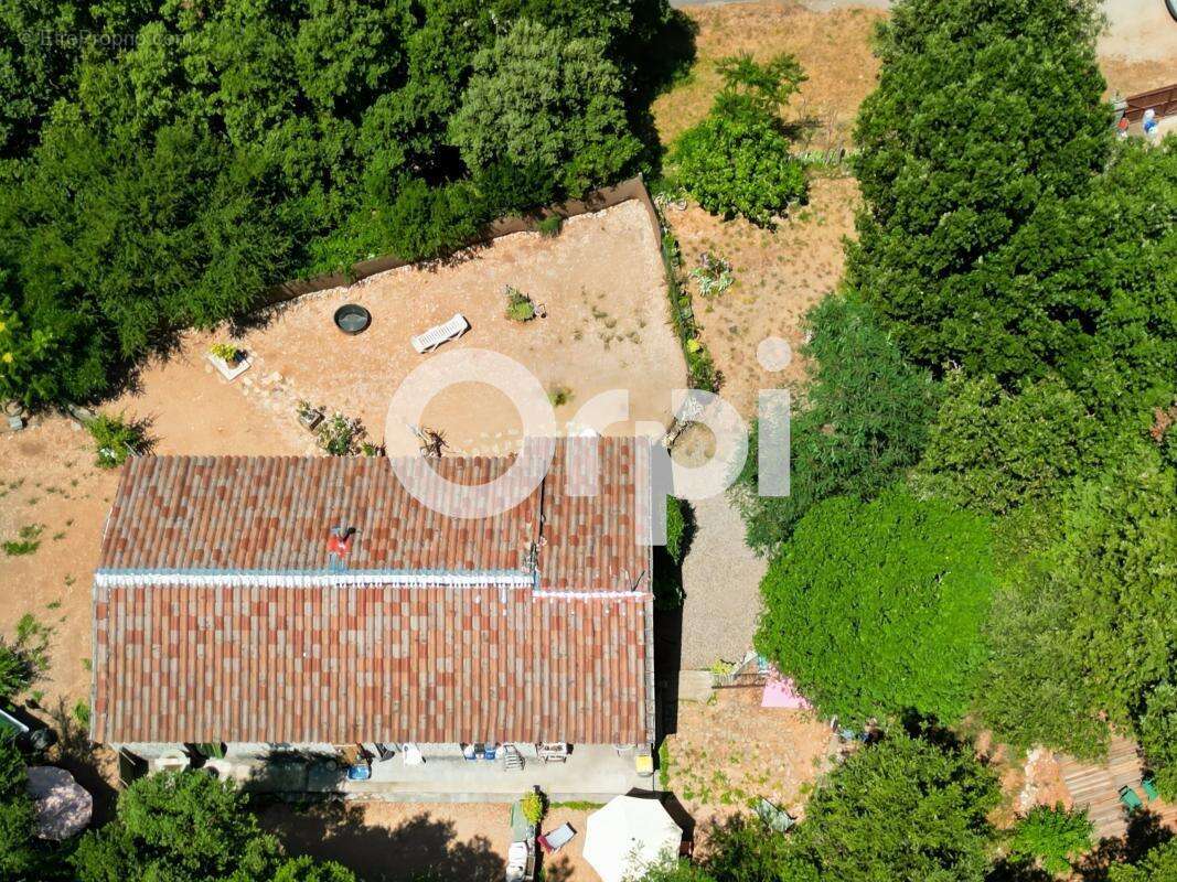 Maison à LAGORCE