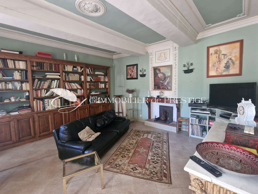 Appartement à OPPEDE