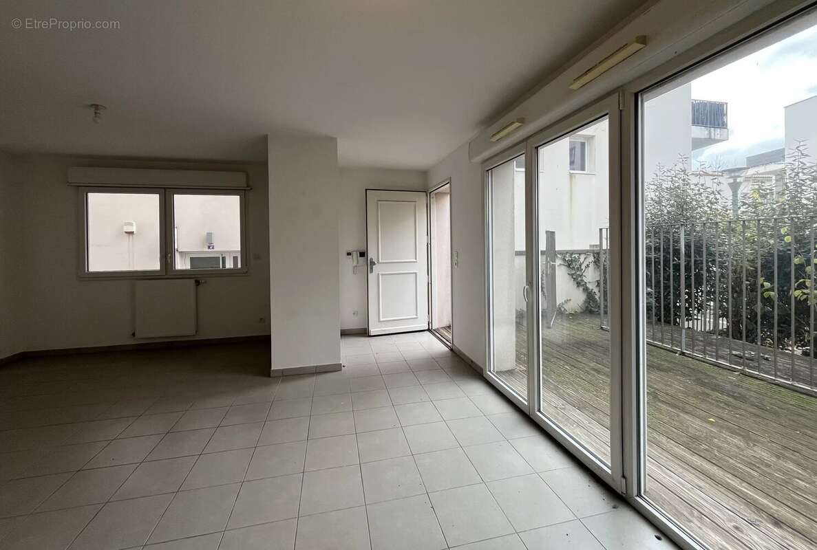 Appartement à IRIGNY