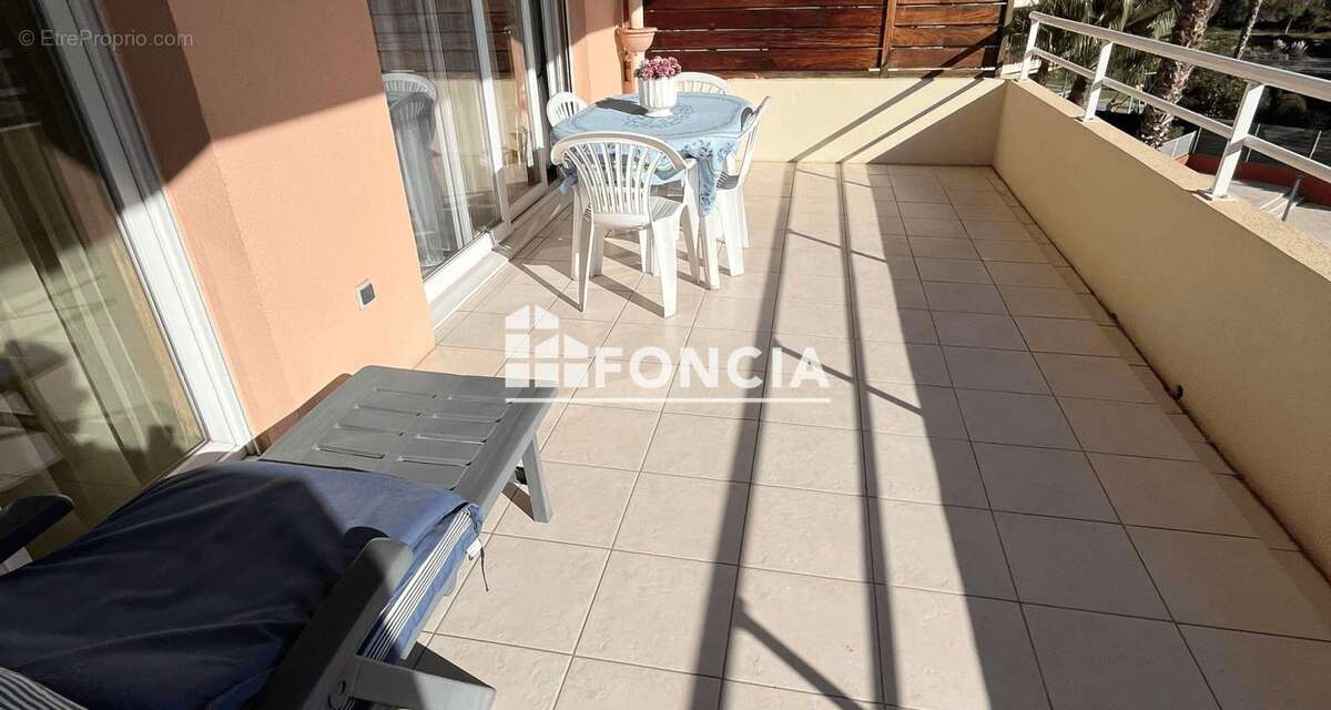 Appartement à MANDELIEU-LA-NAPOULE