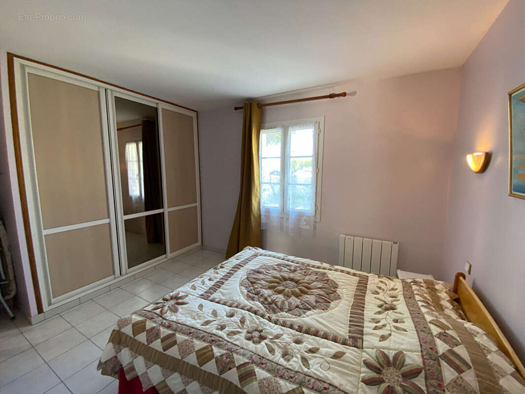 Maison à LA BREE-LES-BAINS