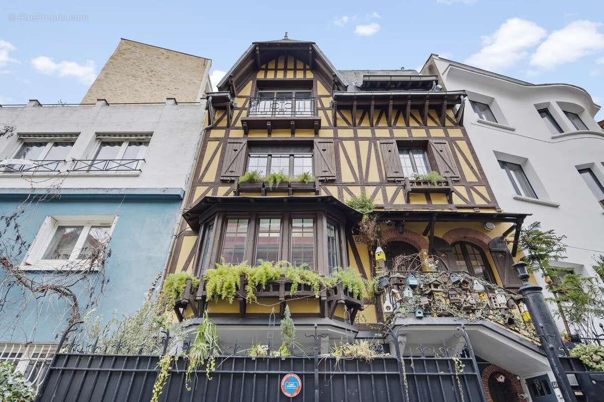 Maison à PARIS-14E