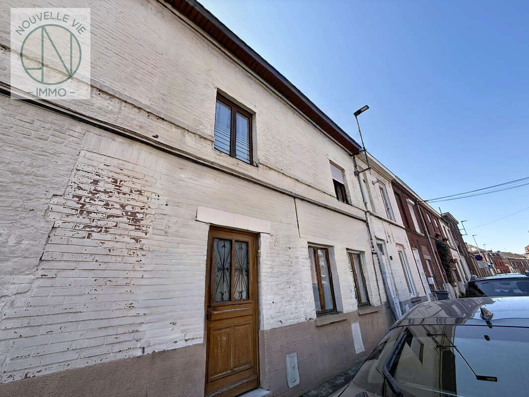 EXCLUSIVITÉ   Nouvelle Vie Immo Maison Tourcoing Centre 5 Pièces avec jardin - photo 2