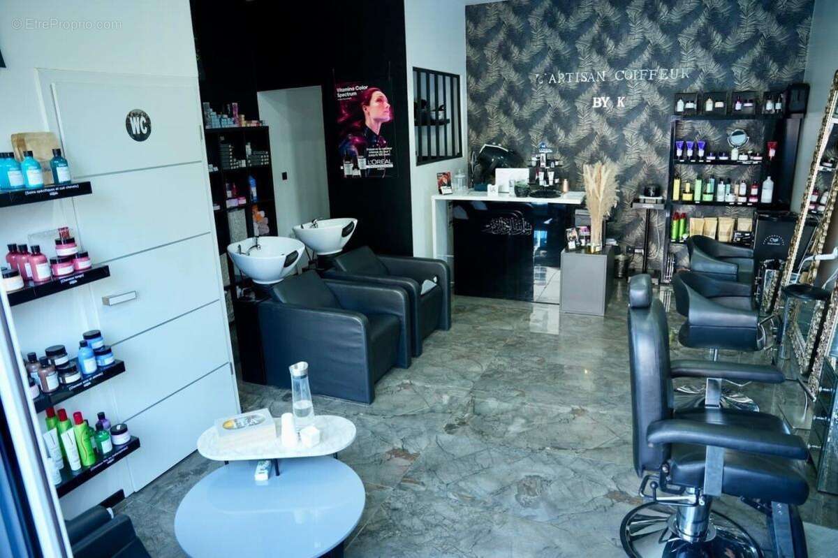 Maison de 103 m2 + salon de coiffure de 33 m2 à Mulhouse - photo 6