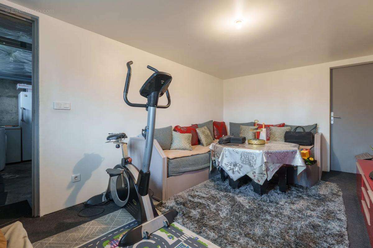 Maison à CHALINDREY