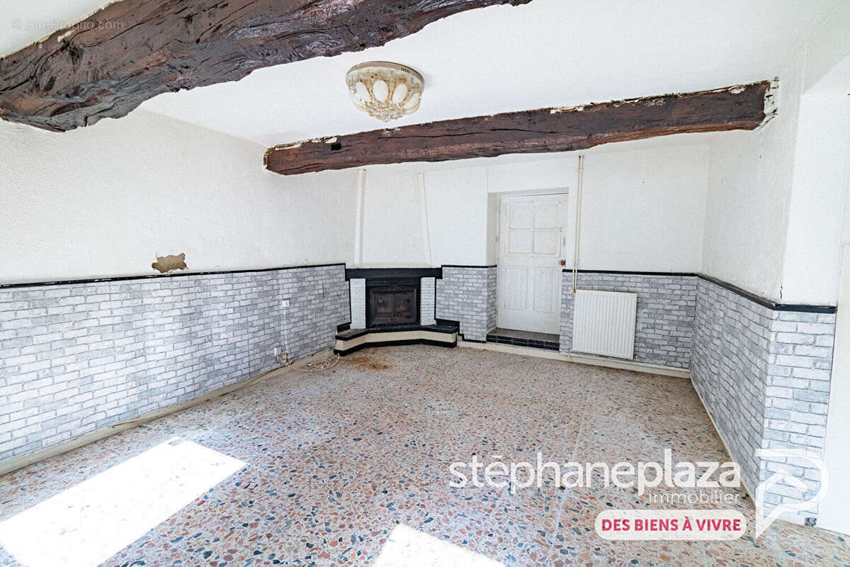 Maison à PONT-DE-VEYLE