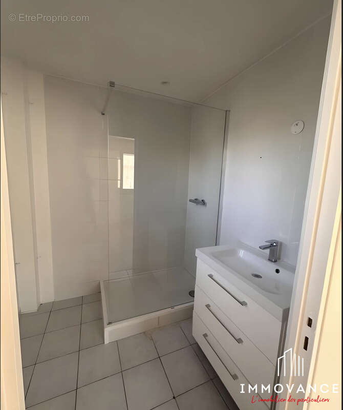 Appartement 40 m² à Pignan  - photo 4
